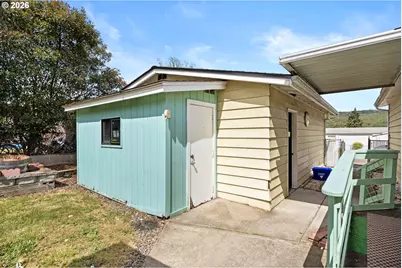 159 NW Kristen Ct, Roseburg, OR 97471 - Photo 24