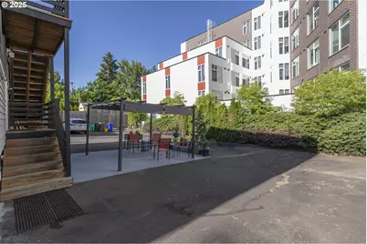 2125 NE 48th Ave, Portland, OR 97213 - Photo 32