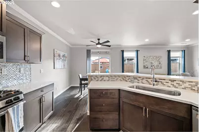 820 Tyson Ln, Eugene, OR 97404 - Photo 16