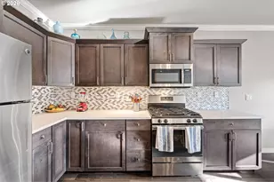 820 Tyson Ln, Eugene, OR 97404 - Photo 14