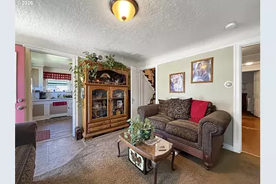 1940 Clifford St, Baker City, OR 97814 - Photo 8