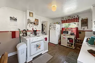 1940 Clifford St, Baker City, OR 97814 - Photo 10