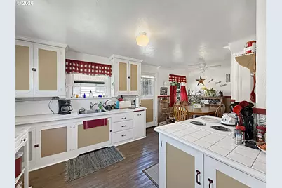 1940 Clifford St, Baker City, OR 97814 - Photo 10