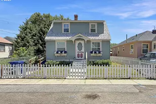1940 Clifford St, Baker City, OR 97814 - Photo 2