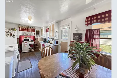1940 Clifford St, Baker City, OR 97814 - Photo 14