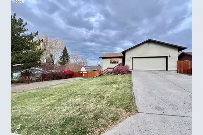 707 Highland Dr, La Grande, OR 97850 - Photo 2