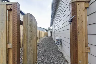 1668 NE Clayton Dr, Estacada, OR 97023 - Photo 28