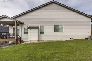 1668 NE Clayton Dr, Estacada, OR 97023 - Photo 32