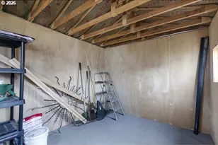 1668 NE Clayton Dr, Estacada, OR 97023 - Photo 30