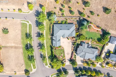 3597 NW Goldfinch Pl, Corvallis, OR 97330 - Photo 8