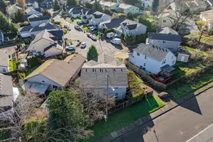 14811 NE Fremont Ct, Portland, OR 97230 - Photo 18