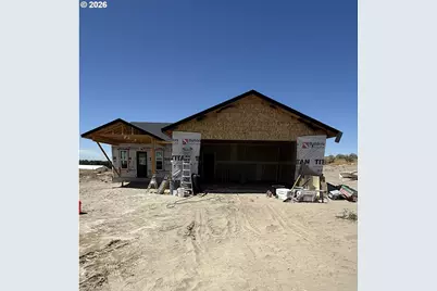 212 Valor Loop, Stanfield, OR 97875 - Photo 1