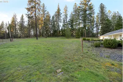 982 Doerner Rd, Roseburg, OR 97471 - Photo 24