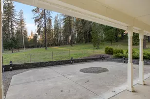 982 Doerner Rd, Roseburg, OR 97471 - Photo 22