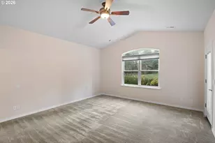 982 Doerner Rd, Roseburg, OR 97471 - Photo 14