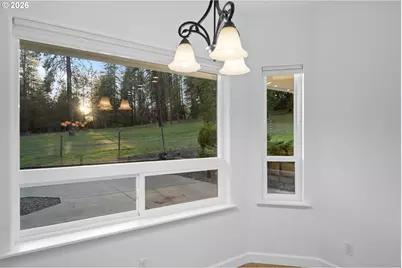 982 Doerner Rd, Roseburg, OR 97471 - Photo 6