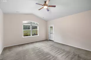 982 Doerner Rd, Roseburg, OR 97471 - Photo 12