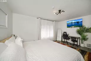 1515 19th St NE, Salem, OR 97301 - Photo 26