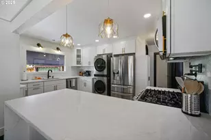 1515 19th St NE, Salem, OR 97301 - Photo 14