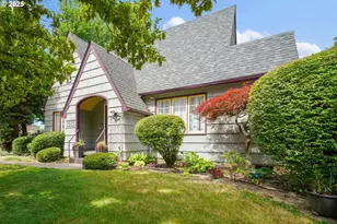 1515 19th St NE, Salem, OR 97301 - Photo 2