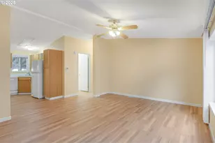 521 NE Mariners Loop, Portland, OR 97211 - Photo 4