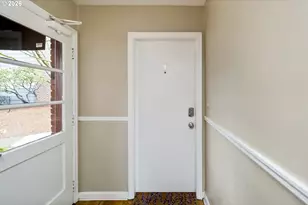 227 NE 61st Ave, Portland, OR 97213 - Photo 34