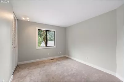 9836 SW Quail Post Rd, Portland, OR 97219 - Photo 16