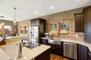 3066 Thomsen Rd, Hood River, OR 97031 - Photo 20