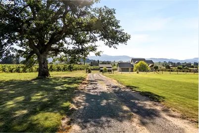 3066 Thomsen Rd, Hood River, OR 97031 - Photo 2