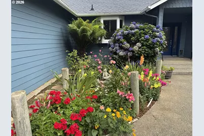 95281 Horizon Dr, Gold Beach, OR 97444 - Photo 2