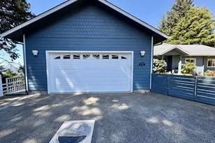 95281 Horizon Dr, Gold Beach, OR 97444 - Photo 8
