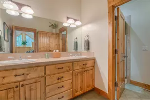 56770 Nest Pine Dr, Bend, OR 97707 - Photo 36