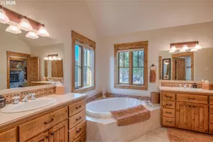 56770 Nest Pine Dr, Bend, OR 97707 - Photo 24