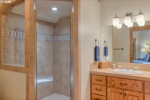 56770 Nest Pine Dr, Bend, OR 97707 - Photo 30