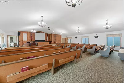 407 E 2nd St, Rainier, OR 97048 - Photo 14