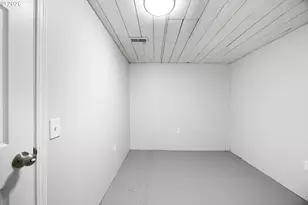 14026 SE Taylor St, Portland, OR 97233 - Photo 16