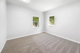 14026 SE Taylor St, Portland, OR 97233 - Photo 40
