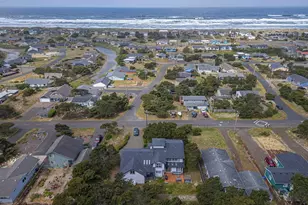 1201 NW Bayshore Dr, Waldport, OR 97394 - Photo 1