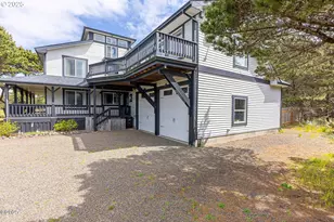 1201 NW Bayshore Dr, Waldport, OR 97394 - Photo 42