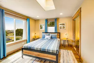 1201 NW Bayshore Dr, Waldport, OR 97394 - Photo 30