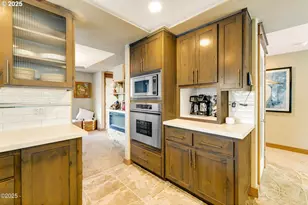 1201 NW Bayshore Dr, Waldport, OR 97394 - Photo 10