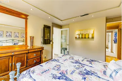 1201 NW Bayshore Dr, Waldport, OR 97394 - Photo 22