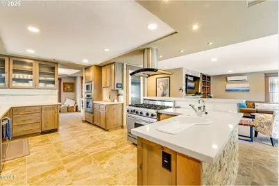 1201 NW Bayshore Dr, Waldport, OR 97394 - Photo 6