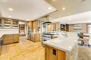 1201 NW Bayshore Dr, Waldport, OR 97394 - Photo 6