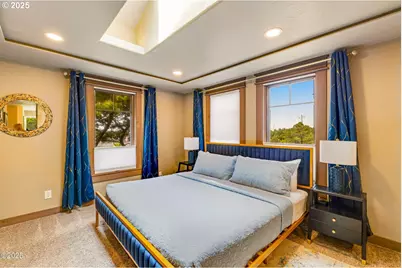 1201 NW Bayshore Dr, Waldport, OR 97394 - Photo 26