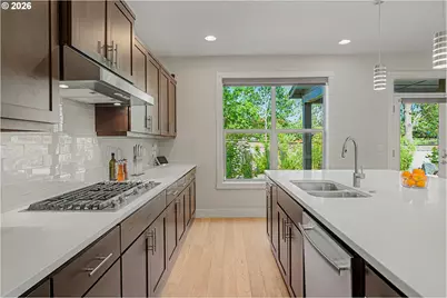 9621 SW 48th Ave, Portland, OR 97219 - Photo 10