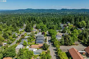 9621 SW 48th Ave, Portland, OR 97219 - Photo 44