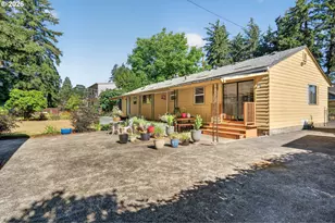 13636 SE Salmon St, Portland, OR 97233 - Photo 38