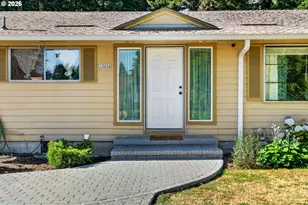 13636 SE Salmon St, Portland, OR 97233 - Photo 2