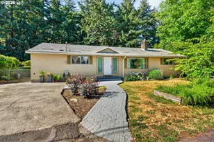 13636 SE Salmon St, Portland, OR 97233 - Photo 4